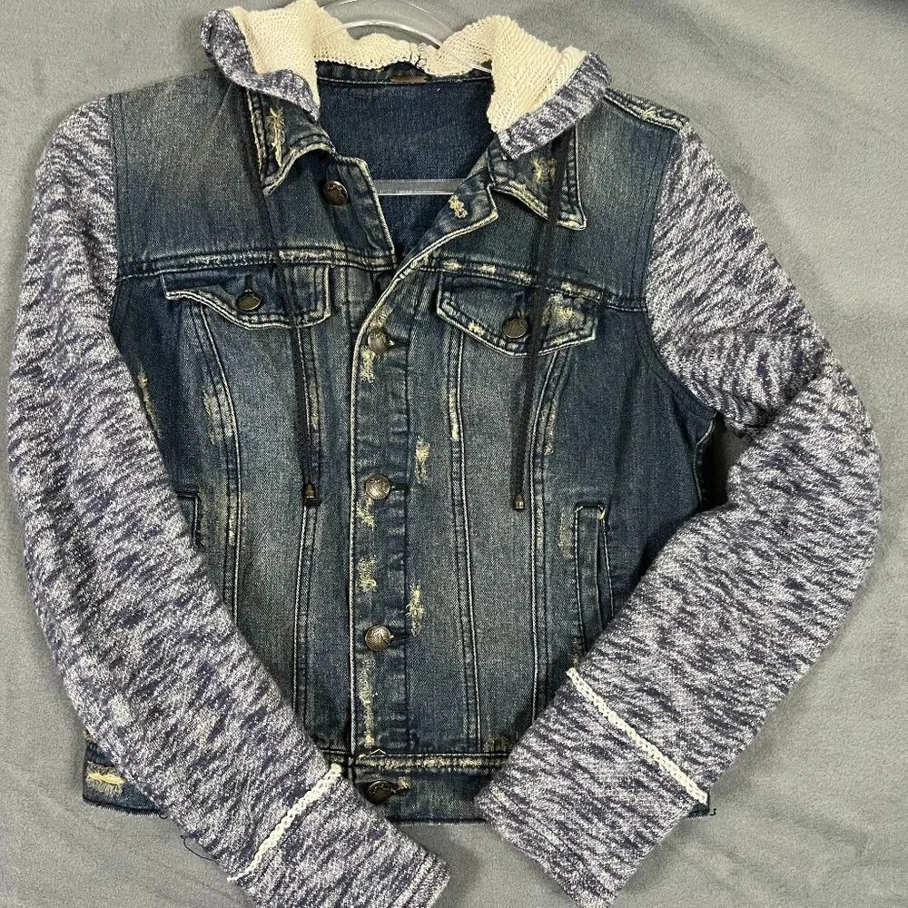 FREE PEOPLE sz S distressed denim knit cotton jacket knit sleeves hood